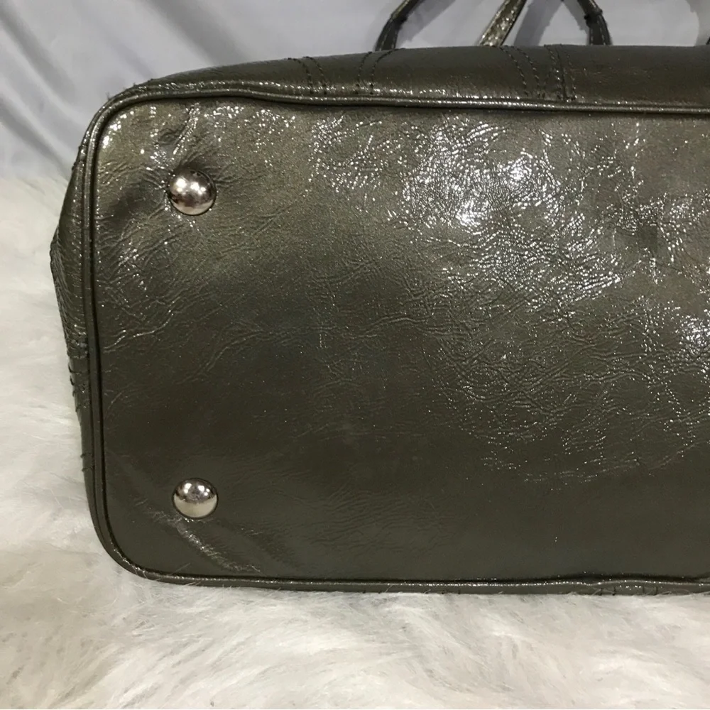 Coach Gray Patent Leather Kisslock Satchel Bag F15658